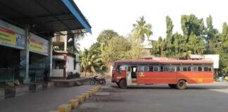 गुहागर-चिपळूण मार्गावर एसटी चालकाचा मद्यधुंद प्रताप, प्रवाशांचा जीव टांगणीला (ST Bus Driver Drunk)