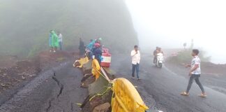 Amba Ghat: आंबा घाट अवजड वाहतुकीसाठी पूर्ण बंद; रस्त्याला भेगा; अवजड वाहनांवर तातडीची बंदी, पर्यायी मार्ग जाहीर Amba Ghat